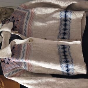 Dazy Vintage Knit Cardigan with Patterned Design